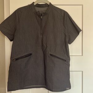 FIGs 2 Pocket Zipper Scrub Top Limited Edition Sz S Graphite